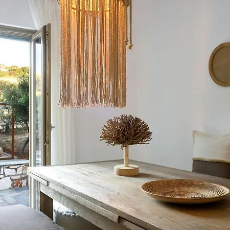 Villa Executive Paros Avra 3 Bedrooms Sea View & Outdoor Jacuzzi