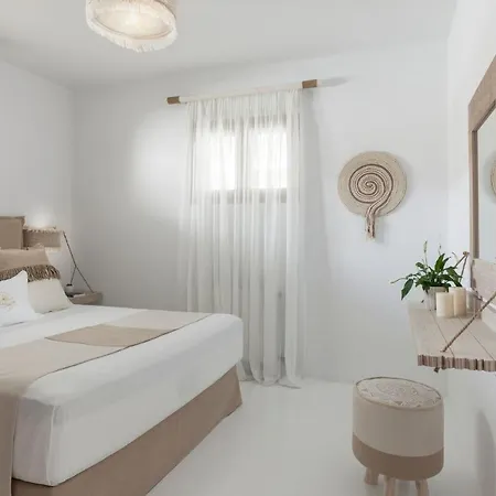 Villa Executive Paros Avra 3 Bedrooms Sea View & Outdoor Jacuzzi Ambelas