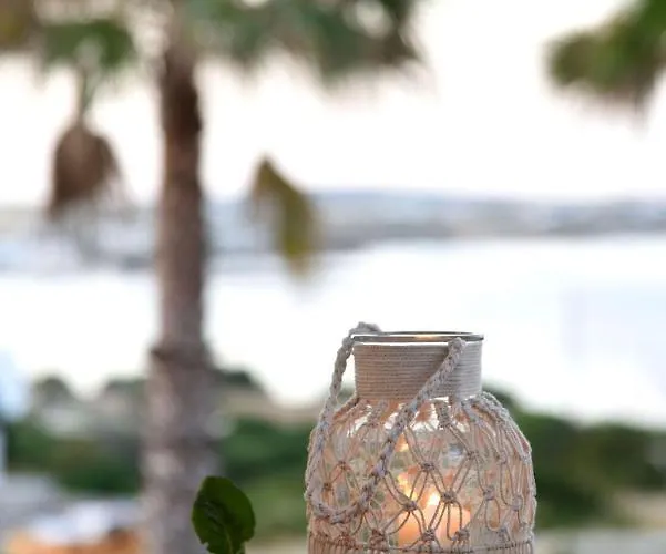 Executive Paros Avra 3 Bedrooms Sea View & Outdoor Jacuzzi Ambelas