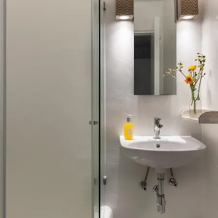 Villa Executive Paros Avra 3 Bedrooms Sea View & Outdoor Jacuzzi