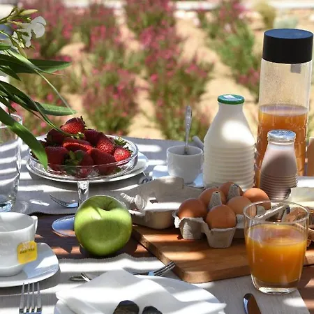 Villa Executive Paros Avra 3 Bedrooms Sea View & Outdoor Jacuzzi