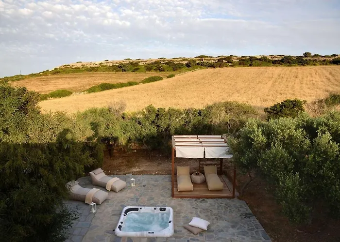 Executive Paros Avra 3 Bedrooms Sea View & Outdoor Jacuzzi Villa