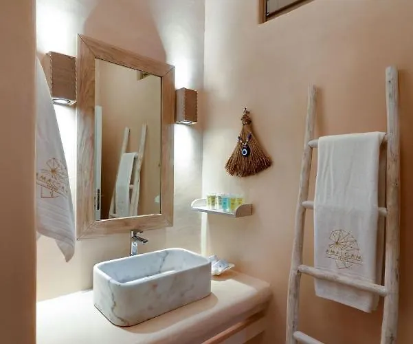 Executive Paros Avra 3 Bedrooms Sea View & Outdoor Jacuzzi Villa